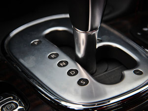 20124.0T GT V8 п؅^