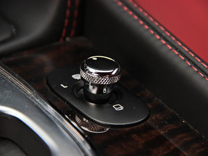 20124.0T GT V8 п؅^