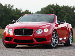 2014款4.0T GT V8 S 敞篷尊贵版   整体外观
