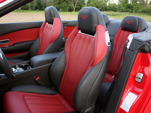 2014款4.0T GT V8 S 敞篷尊贵版   空间座椅