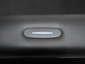 20144.0T GT V8 S F g