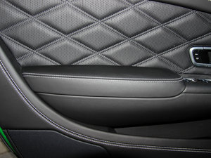 20144.0T GT V8 S F g