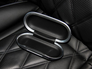 20144.0T GT V8 S F g