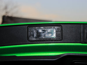 20144.0T GT V8 S F g