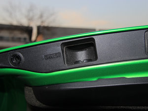 20144.0T GT V8 S F g