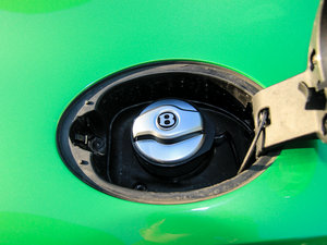 20144.0T GT V8 S F ^