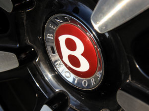 20144.0T GT V8 S F ^