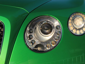 20144.0T GT V8 S F ^