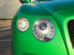 20144.0T GT V8 S F ^