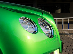 20144.0T GT V8 S F ^