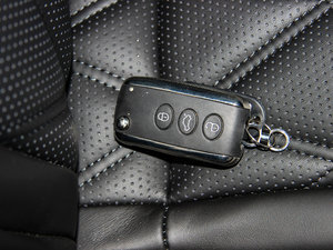 2014款4.0T GT V8 S 尊贵版 其它