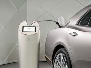 2014Hybrid Concept ^