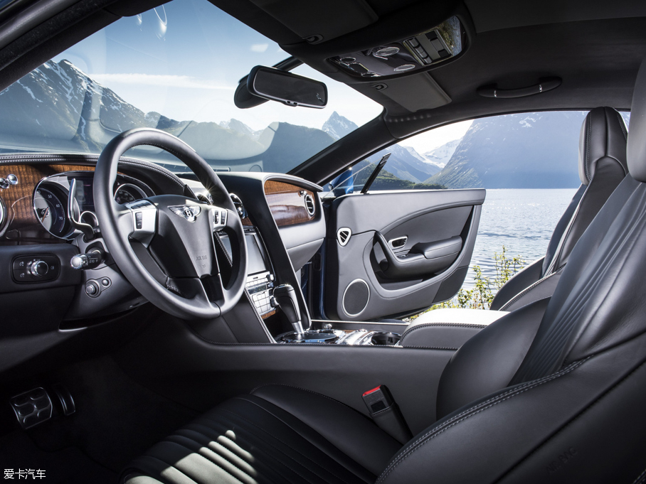 2016W 4.0T GT V8 S ˜ʰ