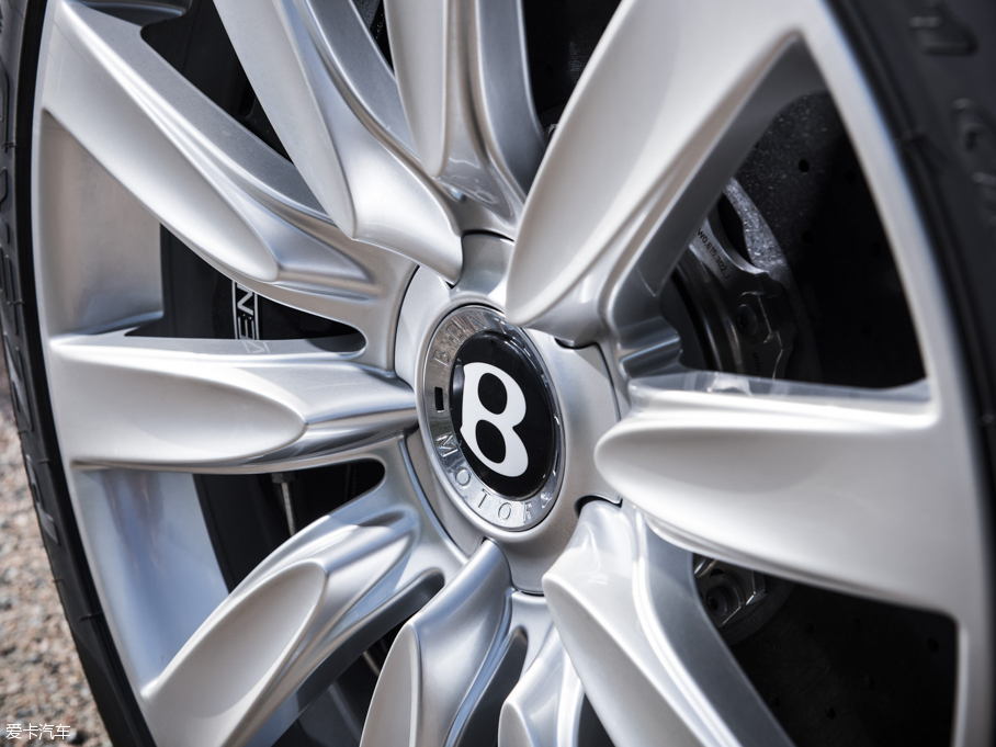 2016W 4.0T GT V8 S ˜ʰ