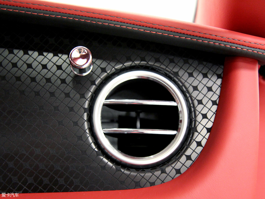 2016W MONSTER BY MULLINER