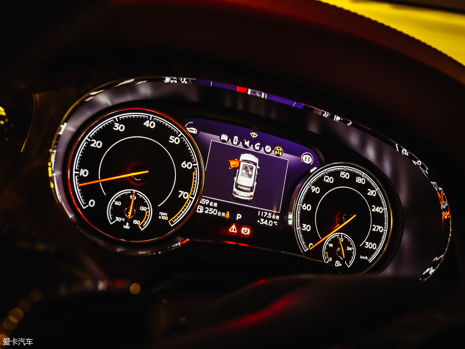 2018Խ Black Edition