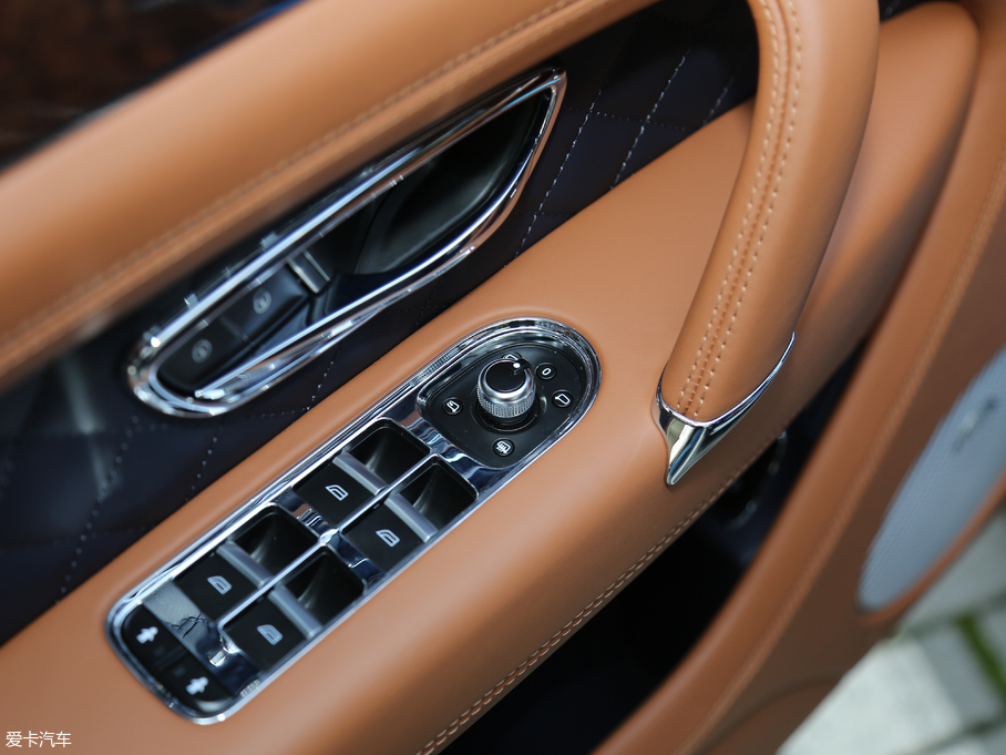 2018Խ Black Edition