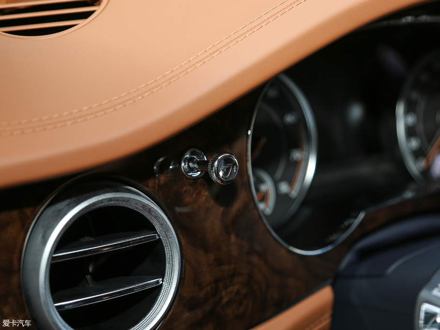 2018Խ Black Edition