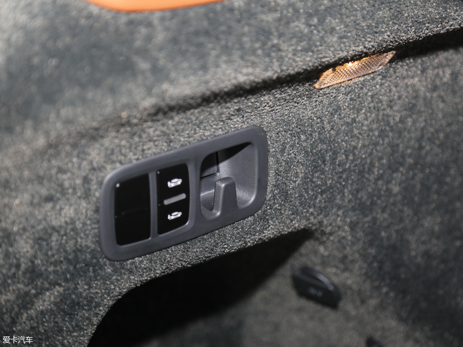 2018Խ Black Edition