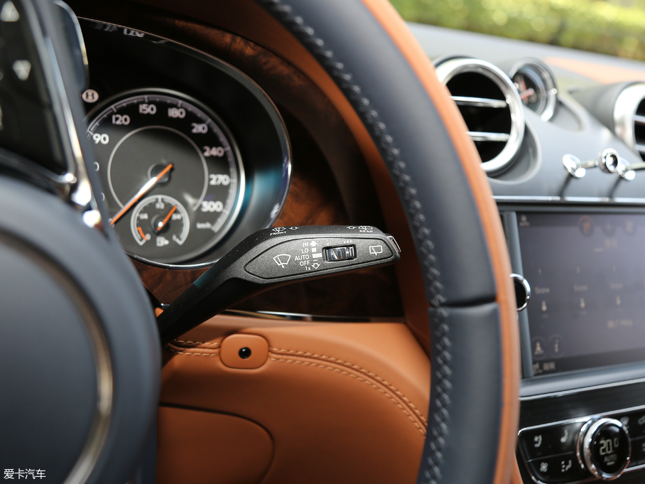 2018Խ Black Edition