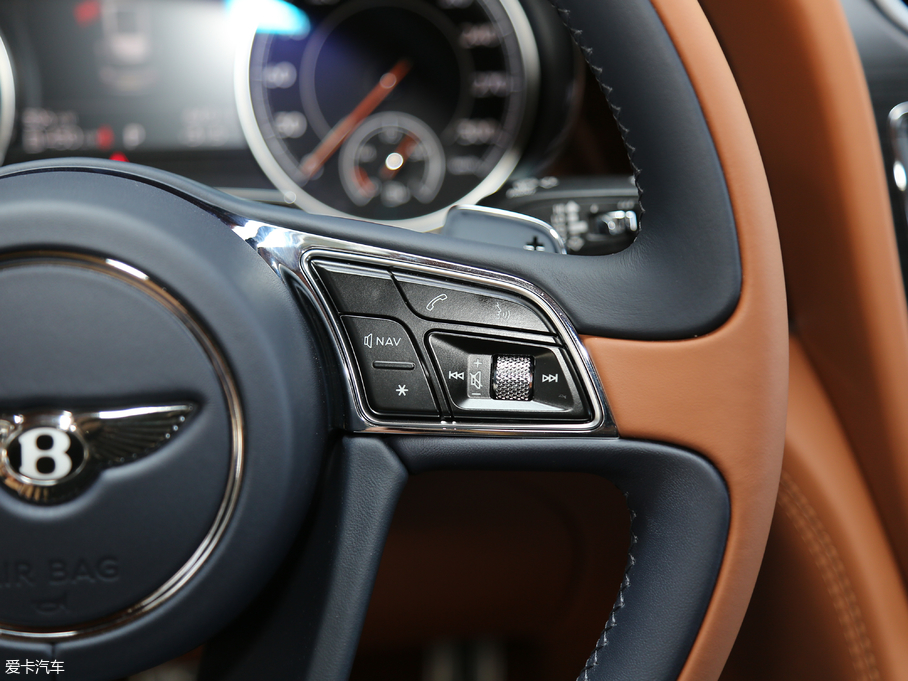 2018Խ Black Edition