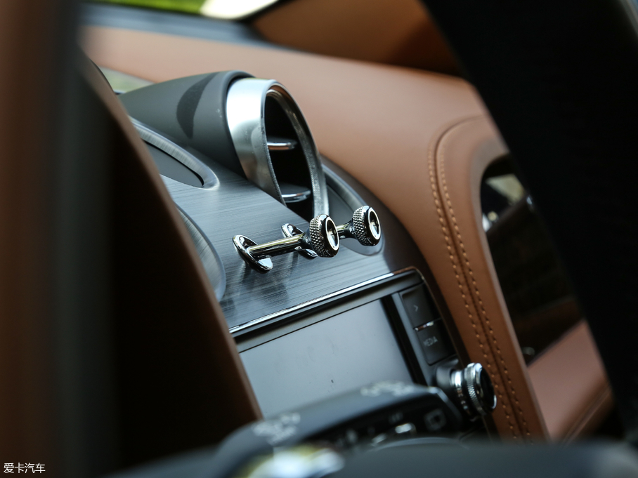 2018Խ Black Edition