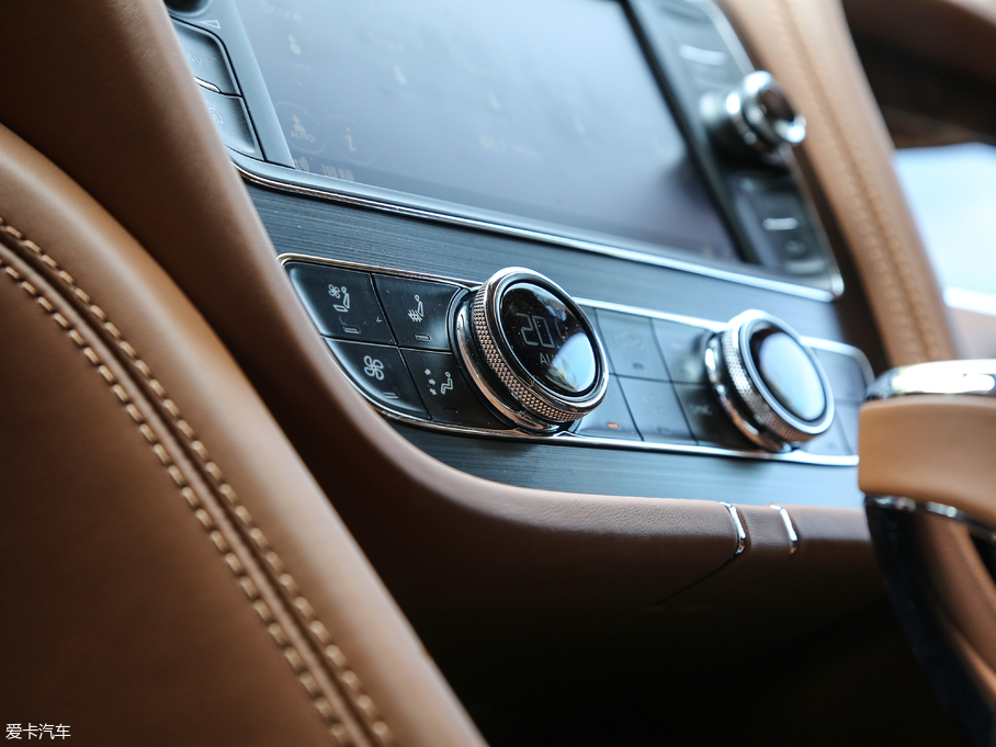 2018Խ Black Edition