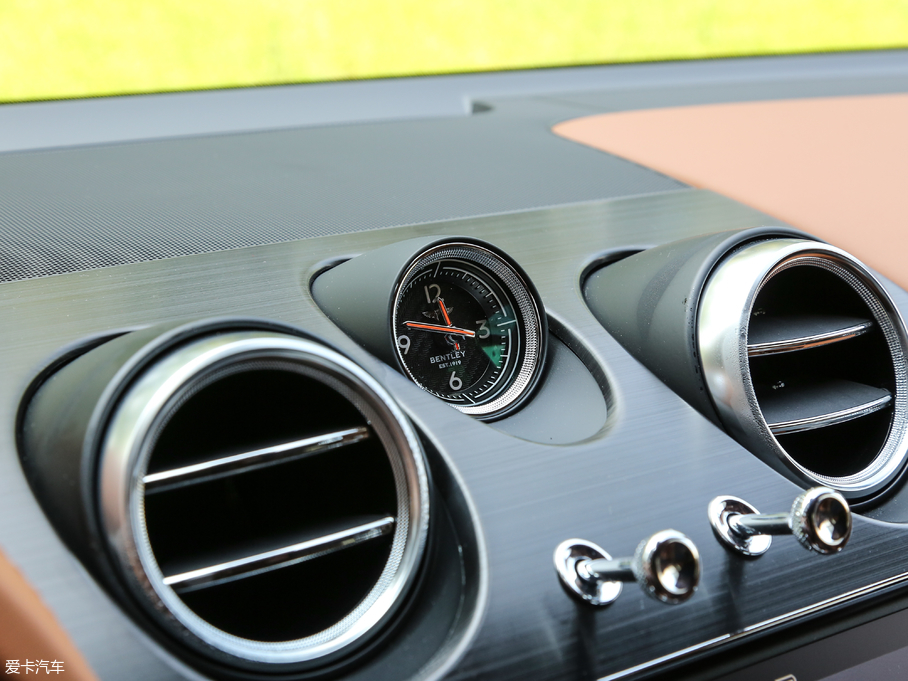 2018Խ Black Edition