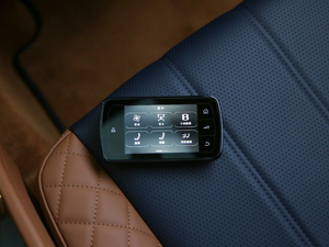 2018Black Edition п؅^(q)