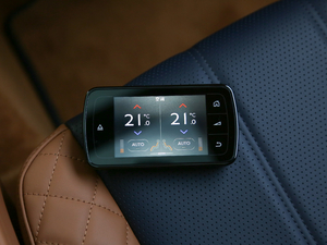 2018Black Edition п؅^(q)