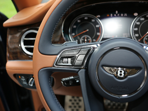 2018Black Edition п؅^(q)