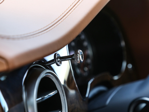 2018Black Edition п؅^(q)