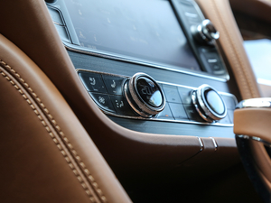 2018Black Edition п؅^(q)