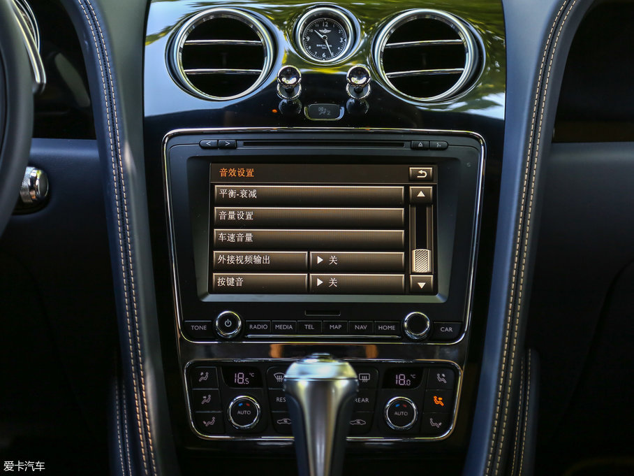 2017wY V8 S Mulliner