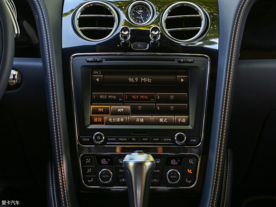 2017wY V8 S Mulliner