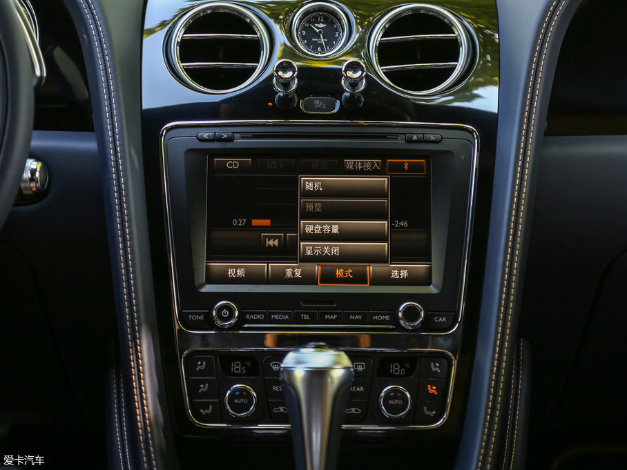 2017wY V8 S Mulliner