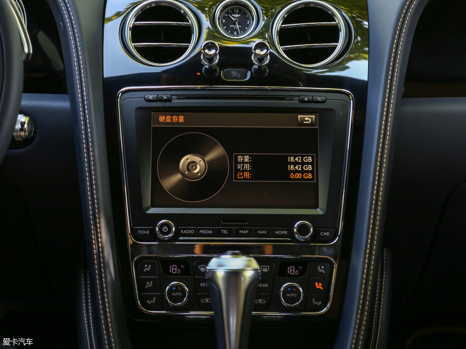 2017wY V8 S Mulliner