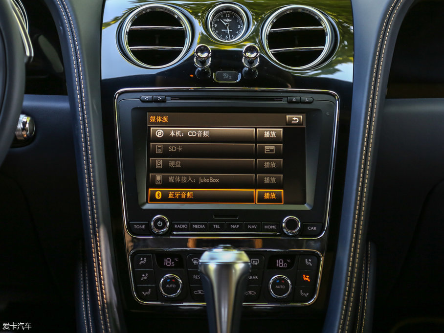 2017wY V8 S Mulliner