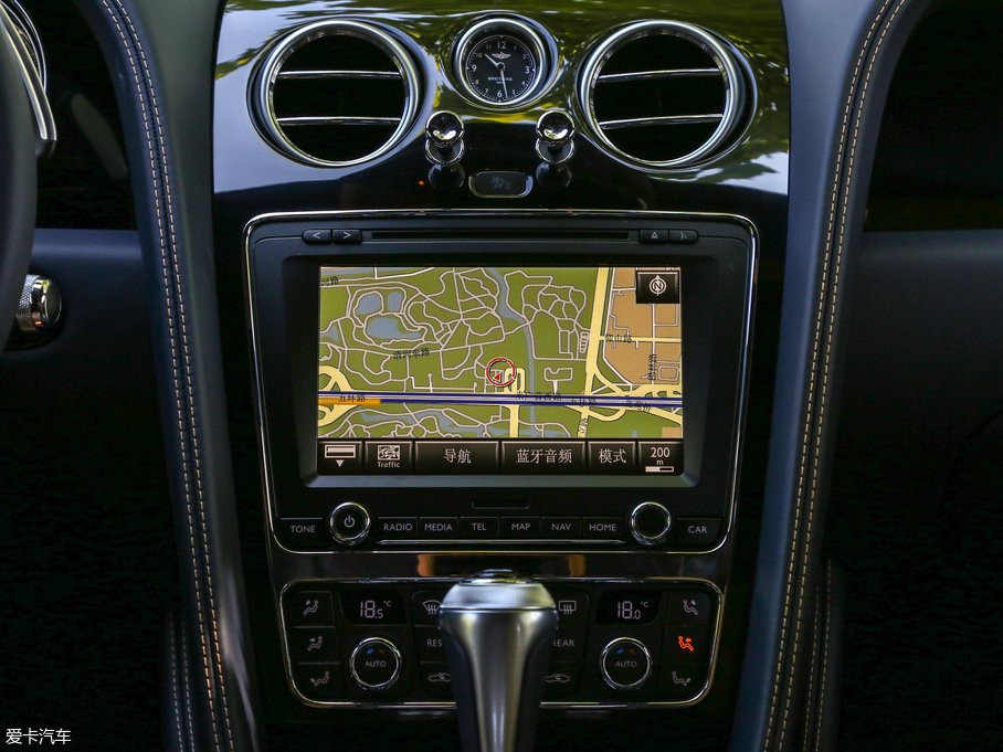 2017wY V8 S Mulliner