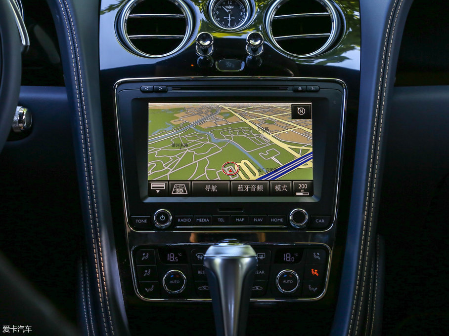 2017wY V8 S Mulliner