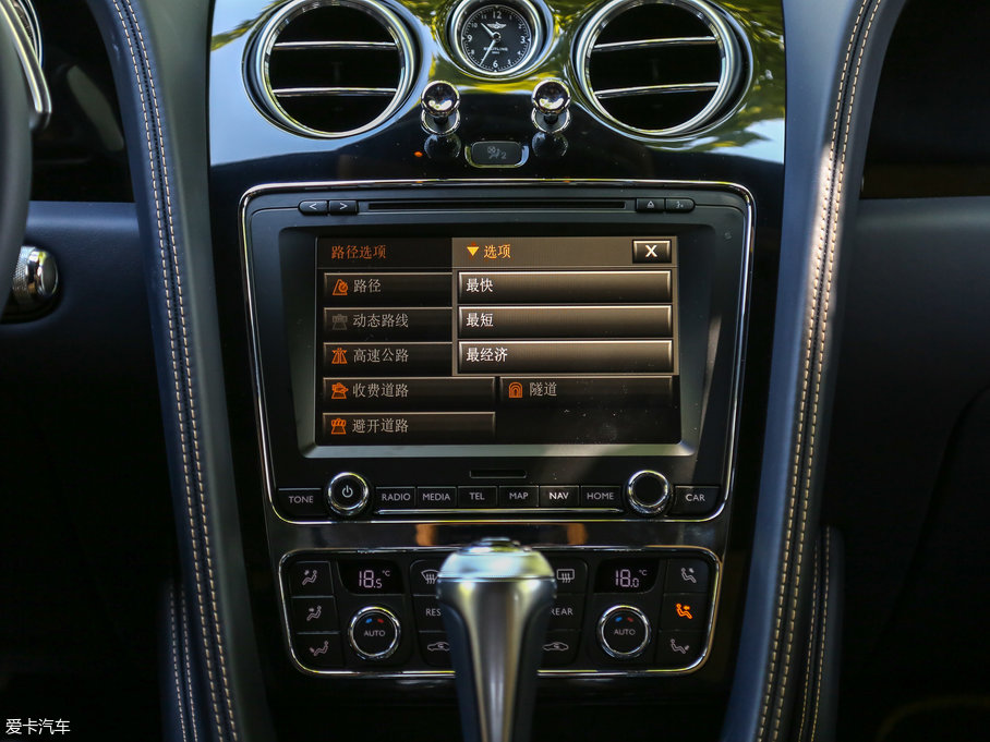 2017wY V8 S Mulliner