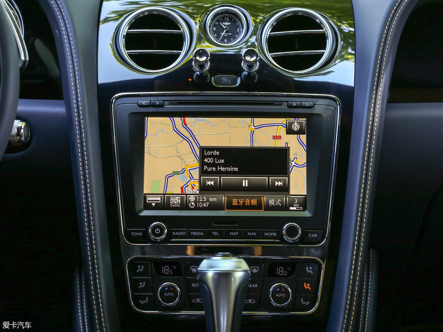 2017wY V8 S Mulliner