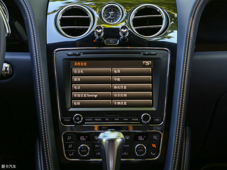 2017wY V8 S Mulliner