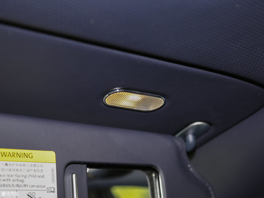 2017wY V8 S Mulliner