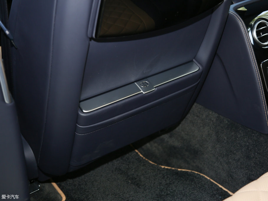 2017wY V8 S Mulliner