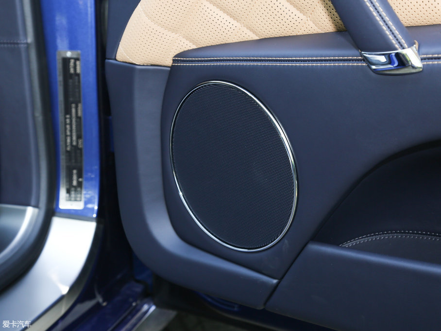 2017wY V8 S Mulliner