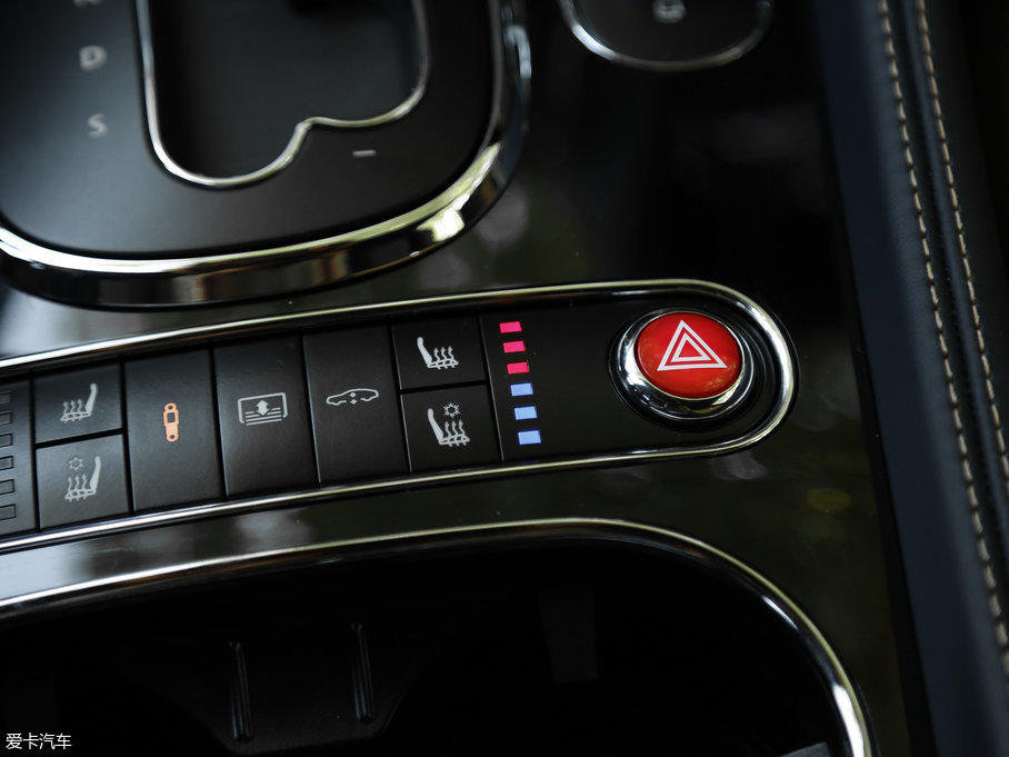 2017wY V8 S Mulliner