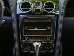 2017V8 S Mulliner п؅^