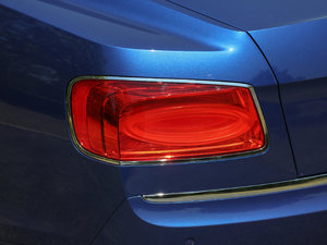 2017V8 S Mulliner (x)(ji)^