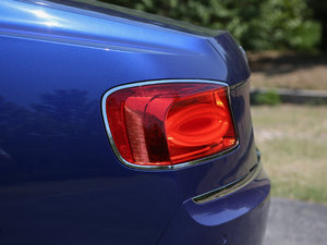 2017V8 S Mulliner (x)(ji)^